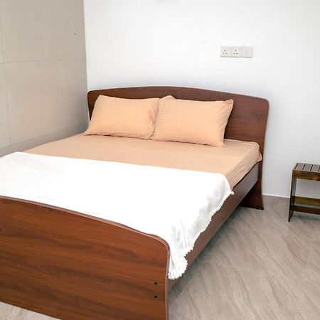 Hotel Nnr Wattala Esterno foto