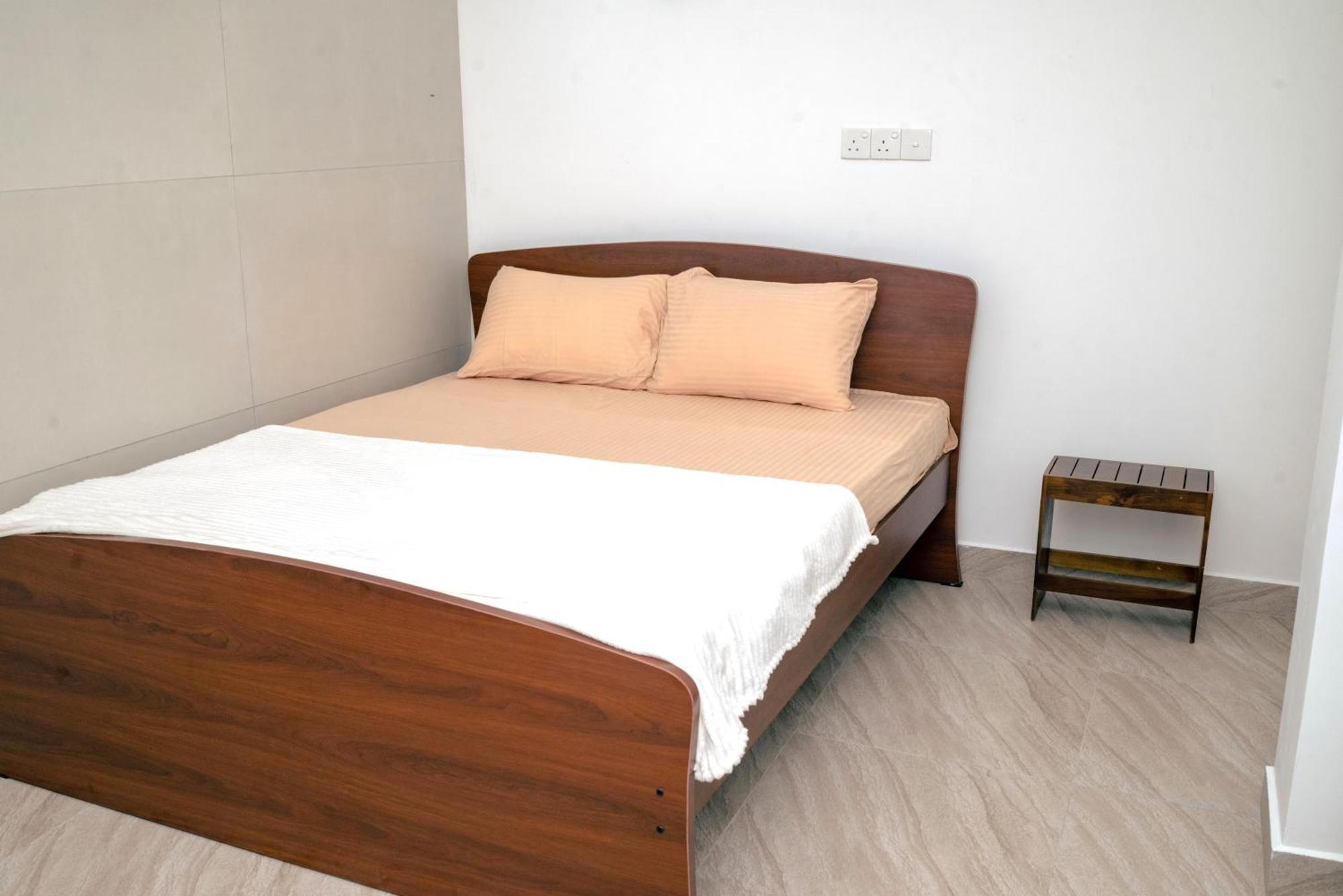 Hotel Nnr Wattala Esterno foto